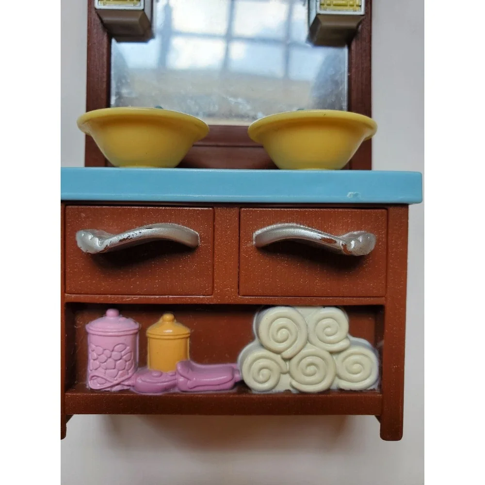 Mattel Fisher Price Loving Family Bathroom Sink Vanity Doll House Furniture 2008